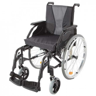 Кресло-коляска с ручным приводом Invacare Action 3 NG