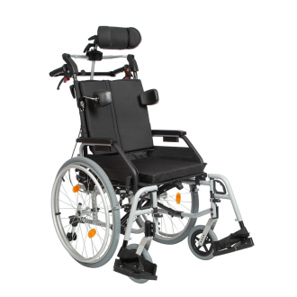 Кресло-коляска с ручным приводом Ortonica Comfort 200