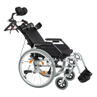 Кресло-коляска с ручным приводом Ortonica Comfort 200