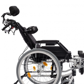 Кресло-коляска с ручным приводом Ortonica Comfort 400