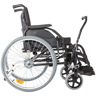 Кресло-коляска с рычажным приводом Invacare Action 3 NG